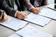 تشخیص و تحلیل تبانی پیمانکاران در مناقصات (Collusive Behavior)